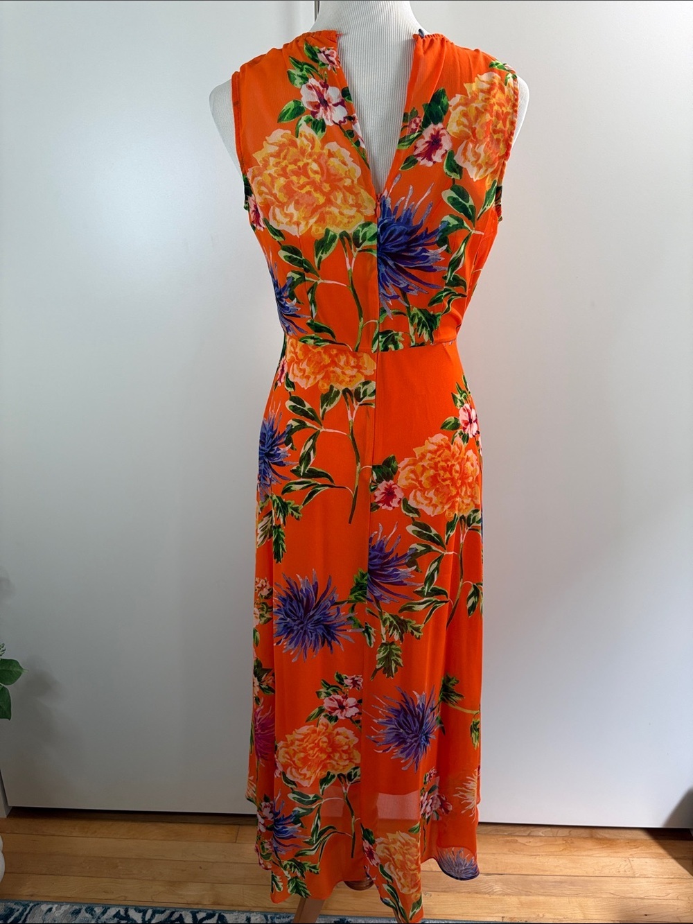 Calvin Klein Orange Floral Maxi Dress | 4 - Picture 4 of 8